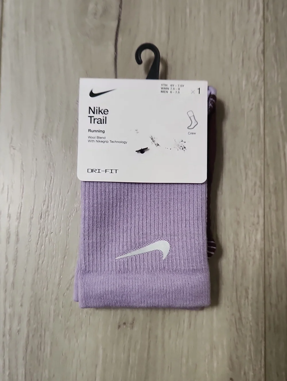 Nike Trail-Running Crew Socks Purple HF0854-500 Mens 6-7.5 Womens 7.5-9